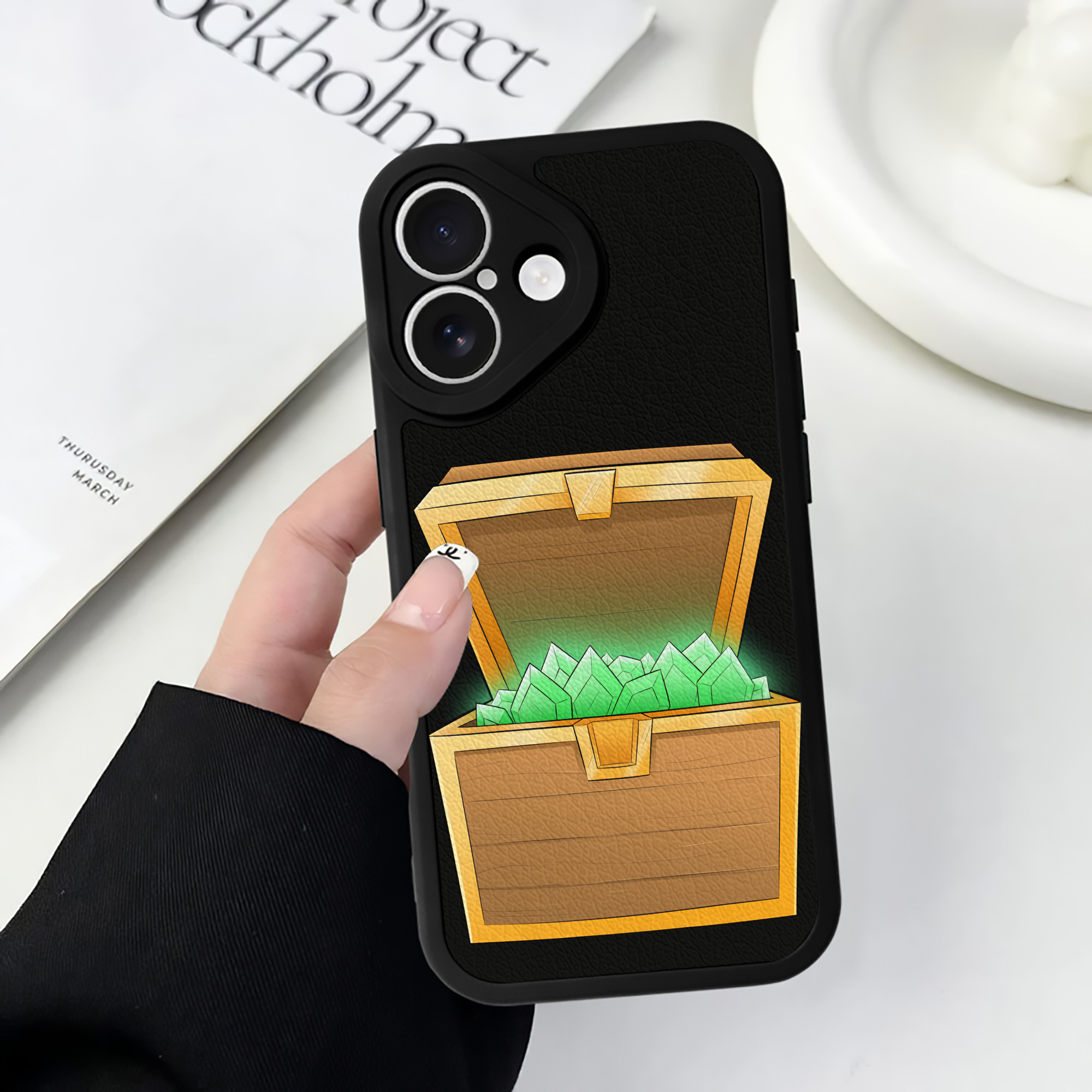 （画像用） マインクラフト ブロックの世界 Minecraft MC Block world 【iPhone 16シリーズ対応】シリコンスマホケース（レザー調） 材質：シリコン